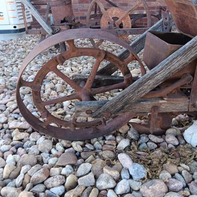 ANTIQUE PLANET JR GARDEN SEEDER/CULTIVATOR