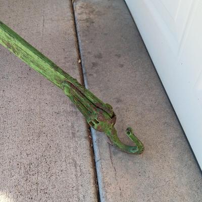 VINTAGE HORSE-DRAWN WALK BEHIND PLOW