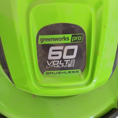 GREENWORKS PRO 60 VOLT, SELF PROPELLED, 21" CUTTING DECK, 2 BATTERIES AND CHARGER