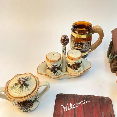 309 Woodland Collectibles
