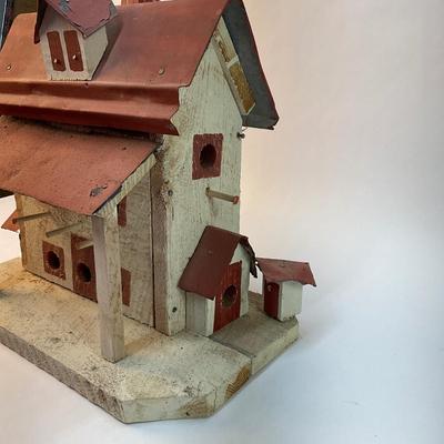 286 Bird House White Wood Painted with ‎(Metal Roof-Terra cotta color roof)