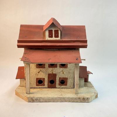 286 Bird House White Wood Painted with ‎(Metal Roof-Terra cotta color roof)