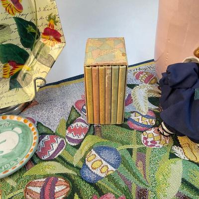 293 Table runner Easter theme with Pink Ceramic Pitcher