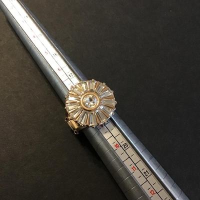 Sale Photo Thumbnail #181: Beautiful Fashion rhinestone Stretch ring 
Please see attached photos