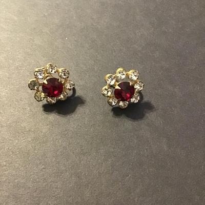 Sale Photo Thumbnail #252: Beautiful Vintage Rhinestone Earrings Please see attached photos