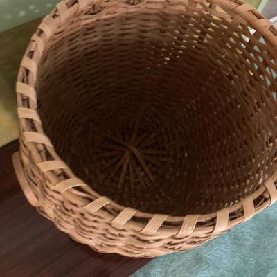 Woven basket
