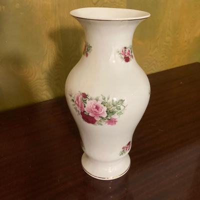 Royal kent China vase