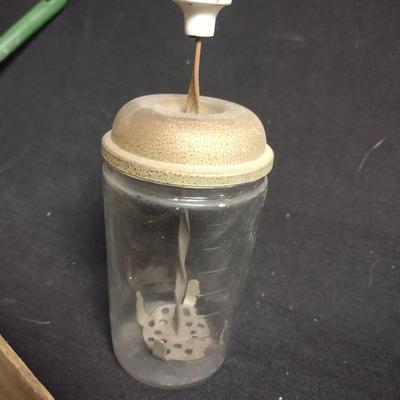 BUTTER MOLD AND OTHER VINTAGE KITCHEN ITEMS