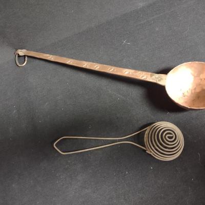 VINTAGE KITCHEN UTENSILS