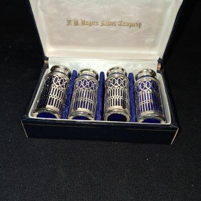 G W GLOVER SILVER PLATED SHAKERS AND A PAIR OF BIRDS IN A TREE SHAKERS