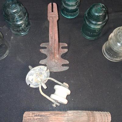 GLASS INSULATORS