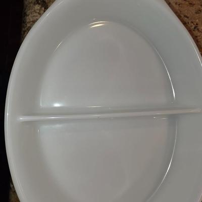 Vintage Verde Casserole Pyrex dish with lid