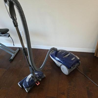 Progressive Vacuum