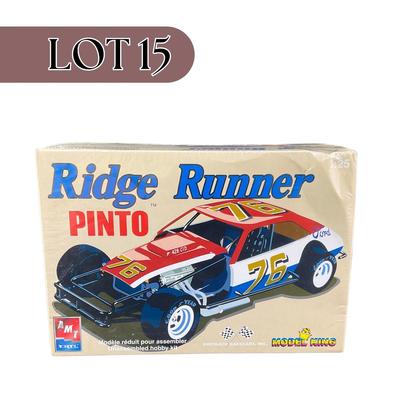 -15- 1:25 SCALE | Ridge Runner Pinto Model Kit | Sealed