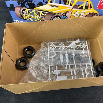 -16- 1:25 SCALE | 37 Chevy Early Modified Model Kit | Opened