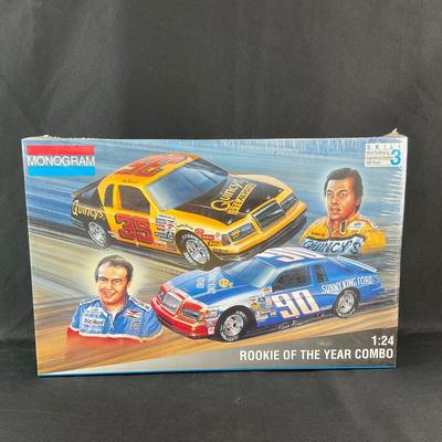 Sale Photo Thumbnail #105