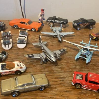 Vintage & Collectible Toy Vehicle Lot – 30+ Hot Wheels, Matchbox, Tonka Trucks, Planes, Tech Deck