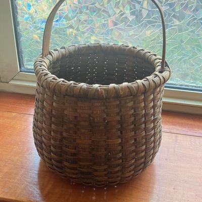 19th Century American County Large Gathering Basket 9”w x 13”h