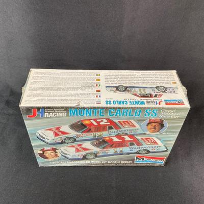 Sale Photo Thumbnail #137