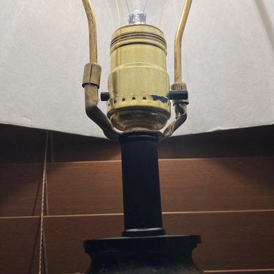 Vintage 1960s L&L Lamp Co. Asian Bronze Vessel Urn Table Lamp & Shade 20”h