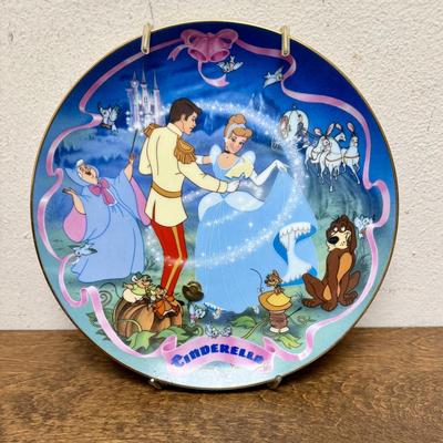 Sale Photo Thumbnail #635: Approx. 7.75” across, small wind-up music box attached plays “ADream is crush Your Heart Makes”.