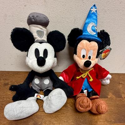 Sale Photo Thumbnail #31: In good condition.