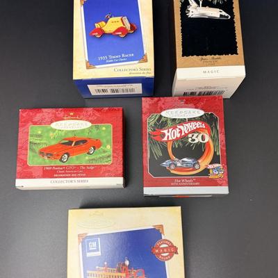 Lot of 5 Unopened Ornaments - Hot Wheels & More