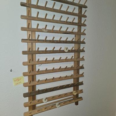 Thread rack