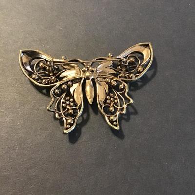 Sale Photo Thumbnail #100: Beautiful Vintage Avon butterfly brooch with turquoise/teal enamel and rhinestones 
Please see attached photos