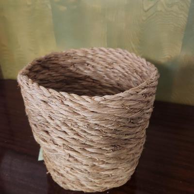 Woven basket