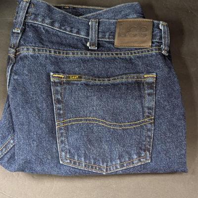 1 Pair Of Lee Regular Fit Jeans 40 x 30