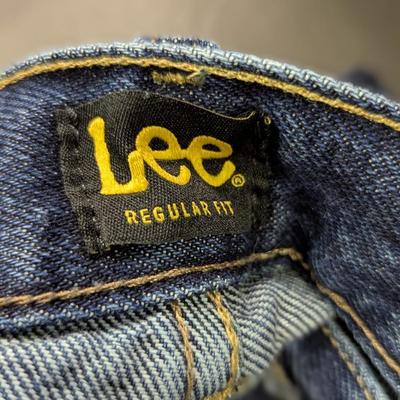 1 Pair Of Lee Regular Fit Jeans 40 x 30