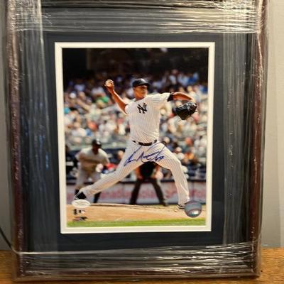 Ramiro Mendoza Autographed 8x10 Photo - JSA Certified COA - Yankees Dynasty Era - Brand New in Plastic!
