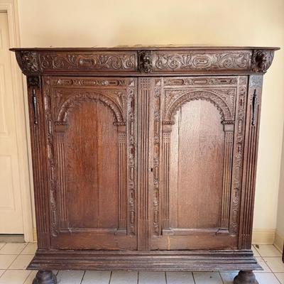 Antique Oak Lions Head Huntboard Sideboard