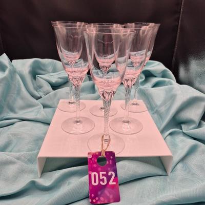 Sale Photo Thumbnail #170: Set of 6, pink bowl, twisted crystal stem