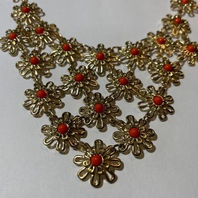 Vintage Gold-tone Dangling Necklace 15-17" Adjustable in Very Good Preowned Condition as Pic'd.