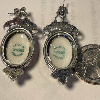 Vintage French Limoges Transferware Dangling Fashion Earrings in VG Preowned Condition.