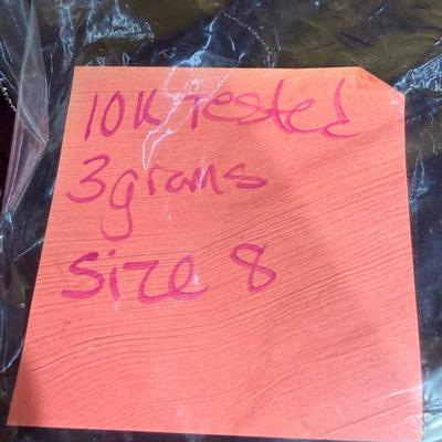 Size 8 10karat gold 3 g