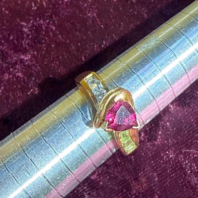 13-10K stamped Ring/size 7.75/2.57 grams