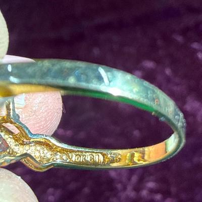 14-10K stamped ring/size7/3.19 g