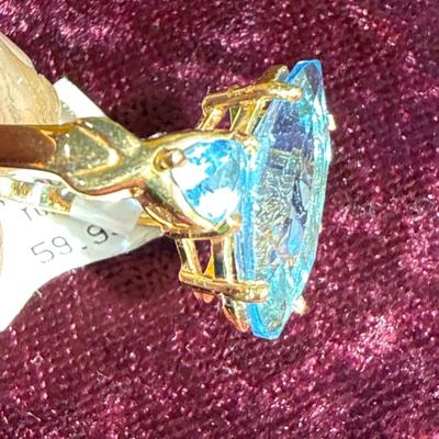 14-10K stamped ring/size7/3.19 g