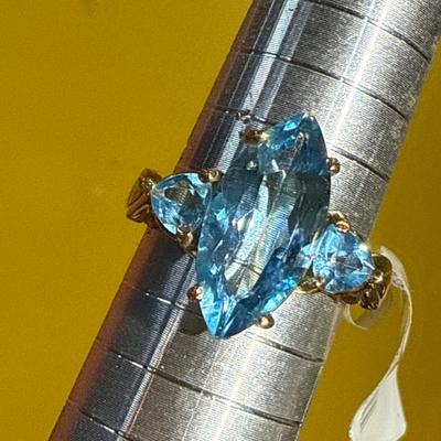 14-10K stamped ring/size7/3.19 g