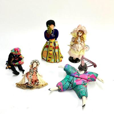 328 Lot of Various Dolls