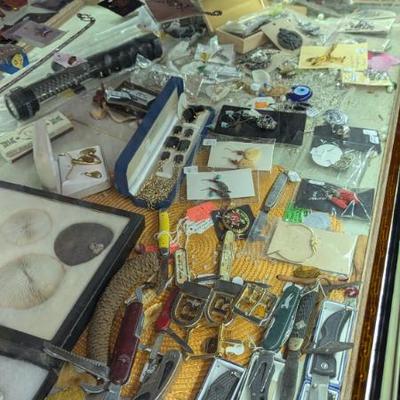 Sale Photo Thumbnail #176