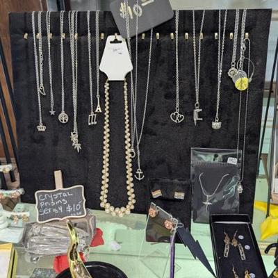 Sale Photo Thumbnail #186