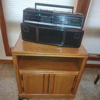 MAGNAVOX PORTABLE STEREO & CASSETTE PLAYER PLUS AN OAK TV STAND