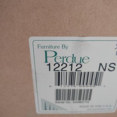 2 DRAWER NIGHT STAND AND A QUALITY FLOOR LAMP