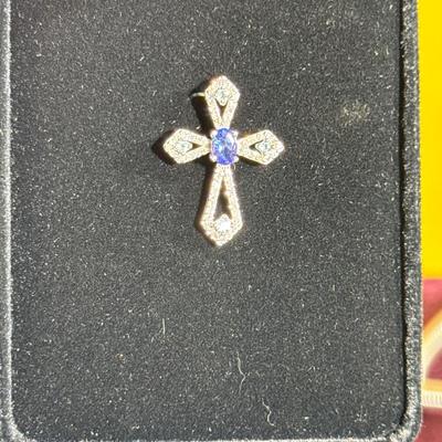 Sale Photo Thumbnail #112: 18-14K stamped pendant-see paperwork