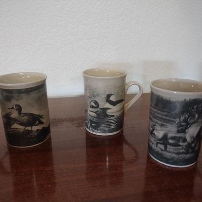 4 DESIGNPAC COFFEE MUGS WITH DUCKS AND DEER