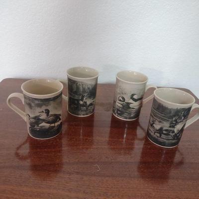 4 DESIGNPAC COFFEE MUGS WITH DUCKS AND DEER